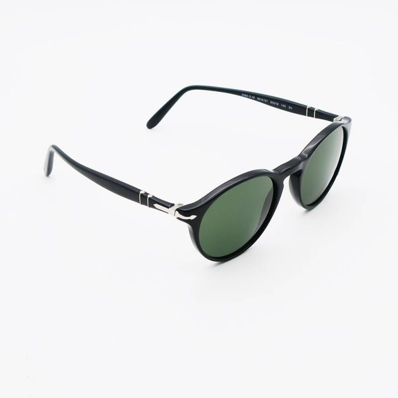 Petites lunettes tendances PERSOL de couleur noire forme ovale verres en verre haute protection Marseille