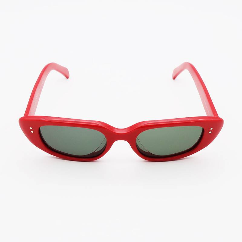 Lunettes de soleil cat eye C�line couleur rouge forme originale r�tro tendance opticien Marseille la Valentine